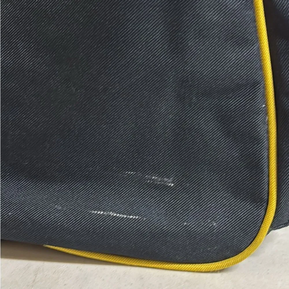 Vintage Gold’s Gym Maui Hawaii Bag